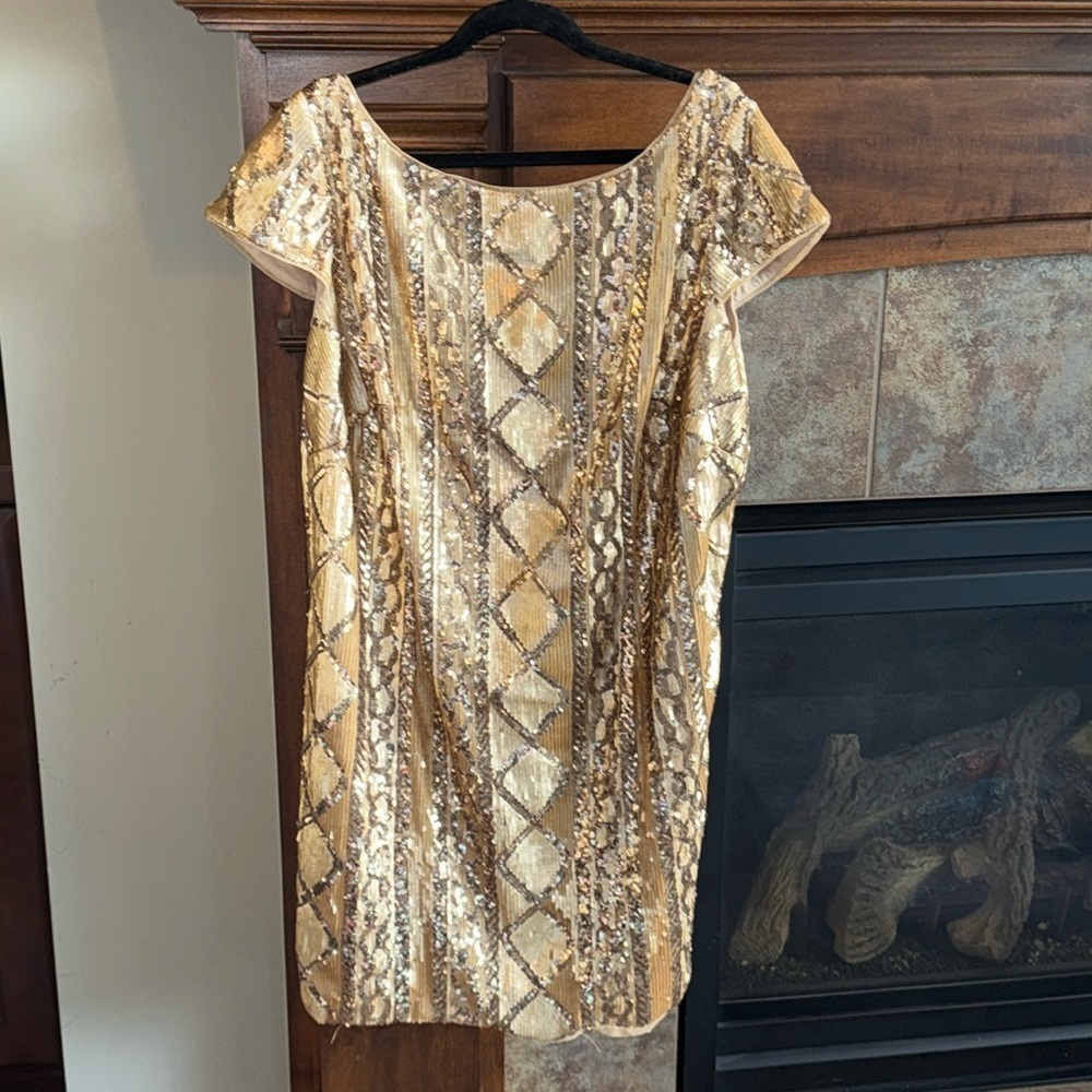 Gold sequined formal Adrianna Papell short sleeve cocktail dress NWT 20W *flaw